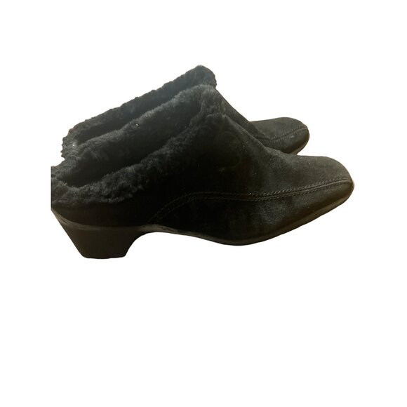 Aquatalia Black Suede Faux Fur Mules Shoes Block Heel Wedge Size 6.5 - Picture 3 of 5